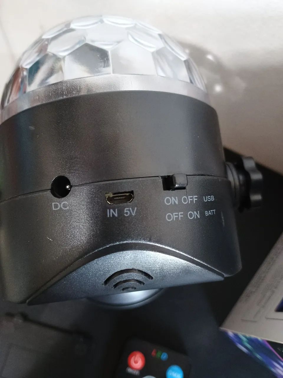 Refletor led RGB com controle remoto e comando de voz/ PREÇO IMBATÍVEL  - Foto 5