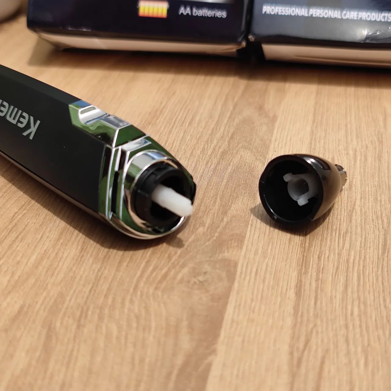 Removedor Aparador de Pelos Nariz Orelha Cortador Kemei - Foto 4