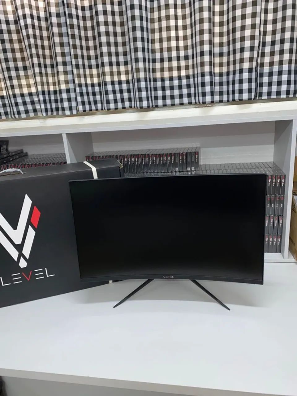 Monitor Gamer LE LEVEL 27.1? Curvo