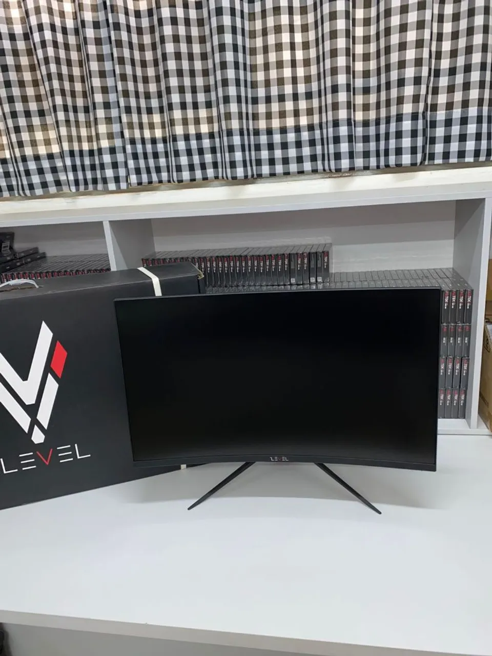 Monitor Gamer LE LEVEL 27.1? Curvo