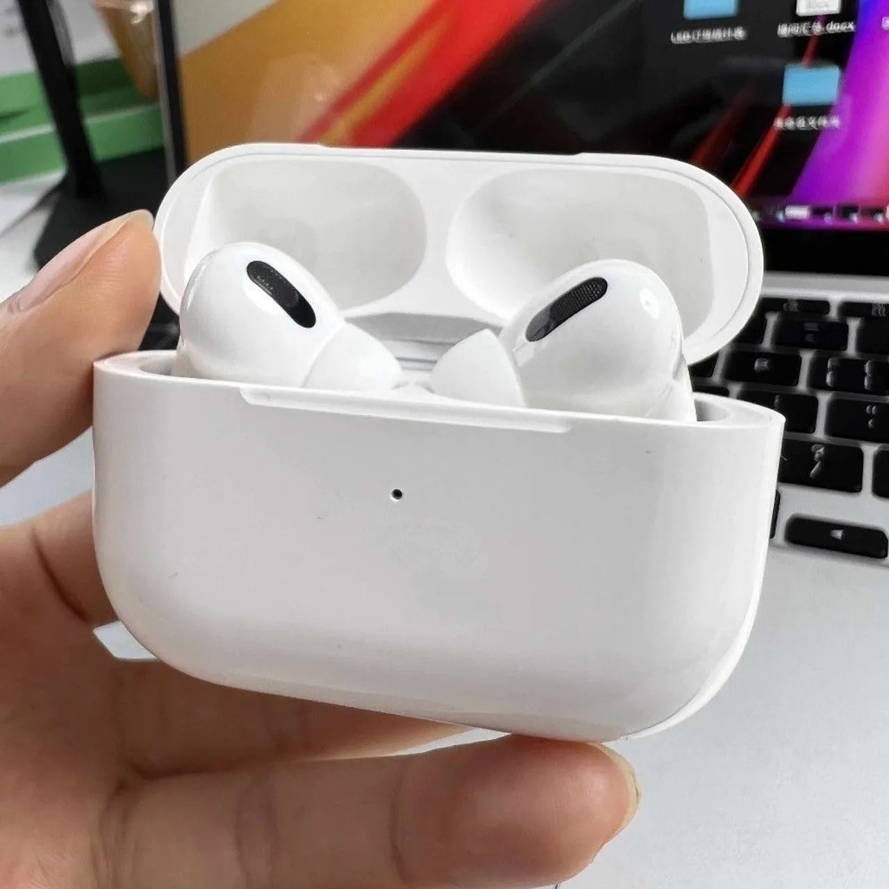 AirPods Pro - Sem fio e com cancelamento de ruído - Foto 3