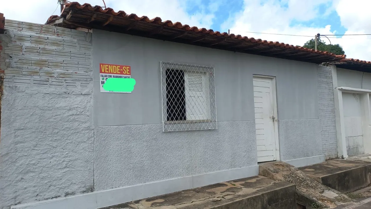 CASA NO CENTRO DE ALTOS/PI