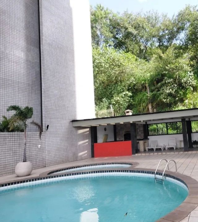 Quarto para moça em Volta Redonda 