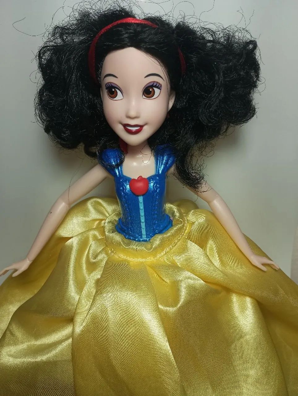 Boneca Branca de Neve Hasbro
