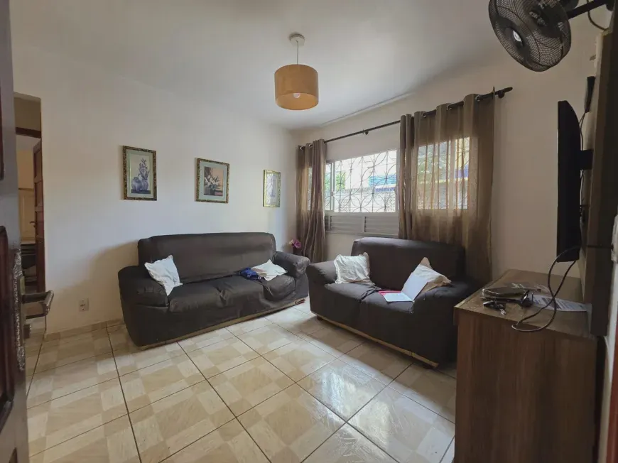 VENDO APARTAMENTO COM 2 QTS NO CONJUNTO TOCANTINS