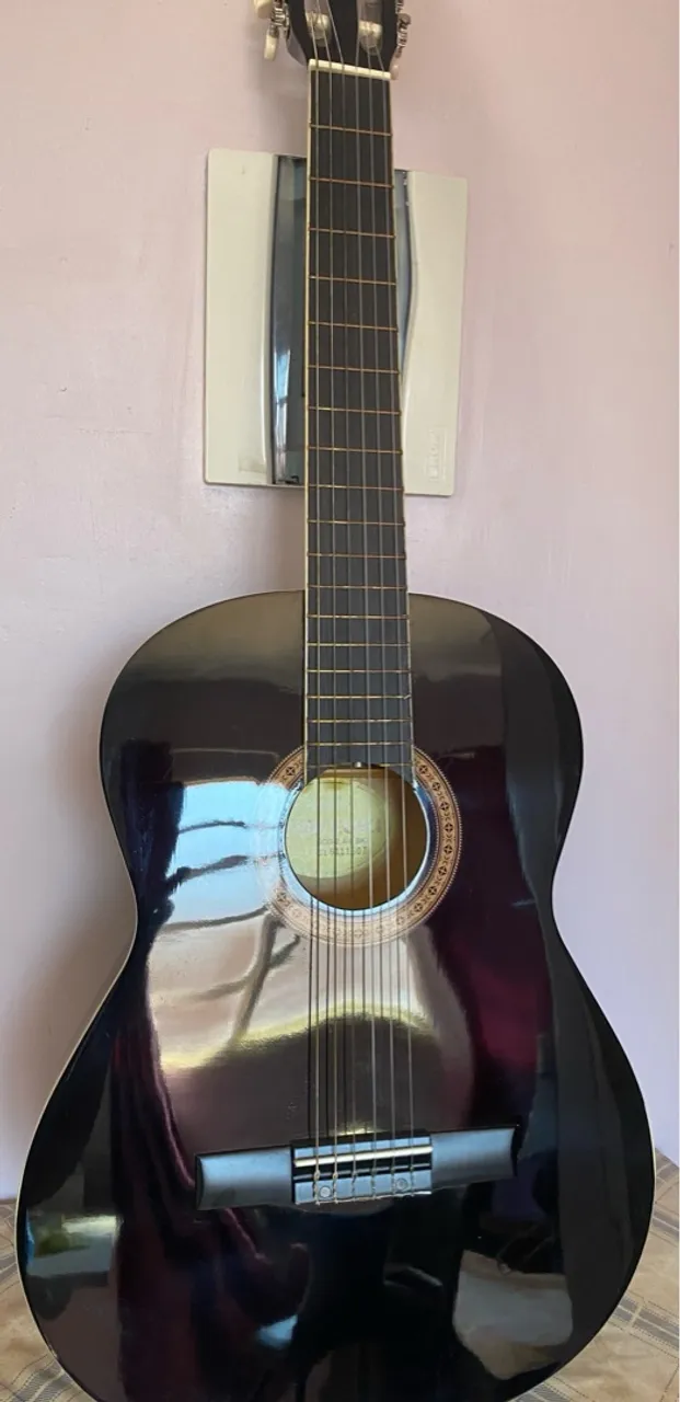 Violão acústico