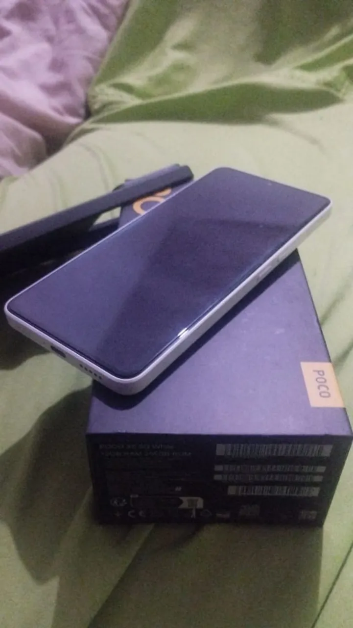 Celular poco x6
