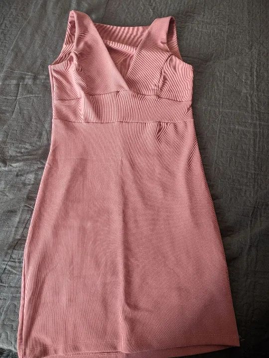 Vestido Rosa Sem Manga
