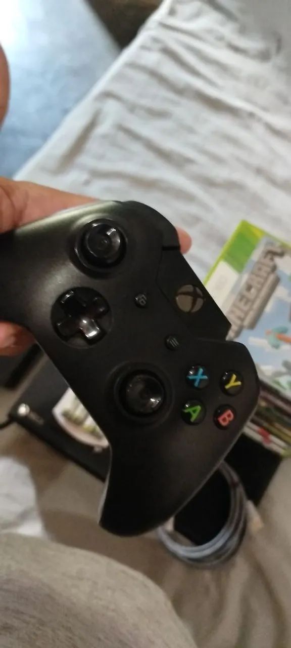 Xbox one (jogos foram vendidos) aproveitar peças ou reparo - Foto 2