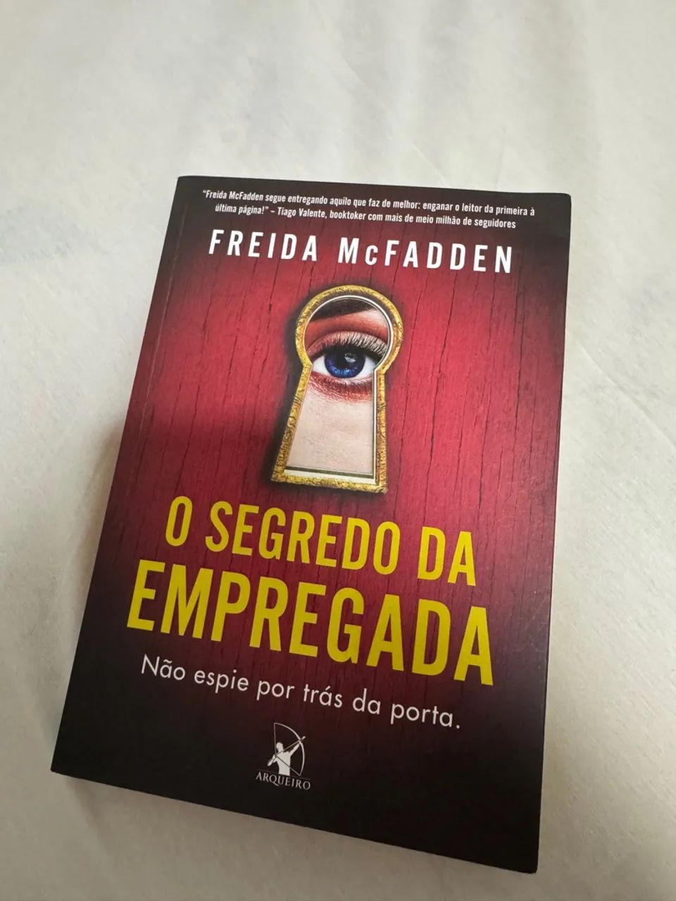 Livro O Segredo da Empregada - Freida McFadden