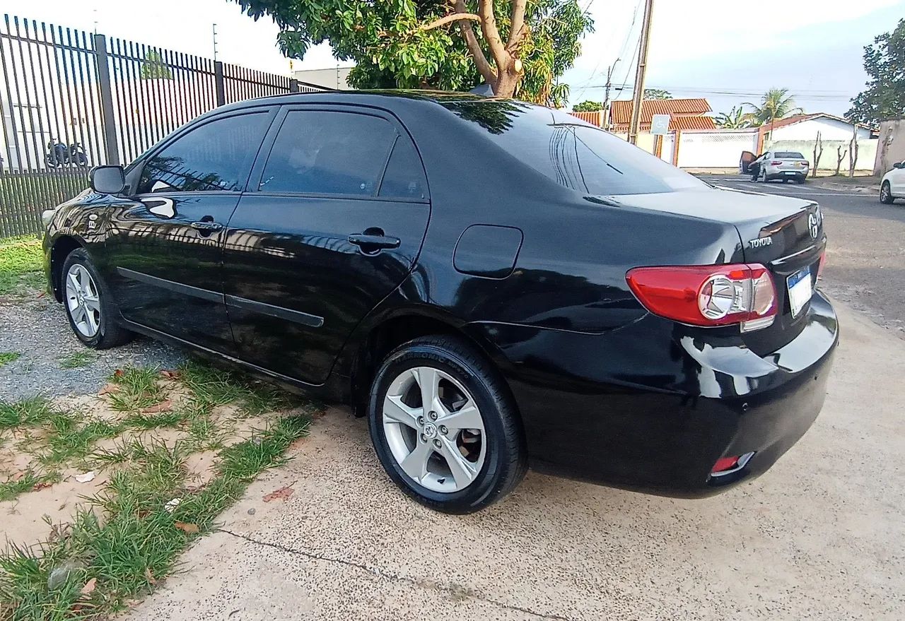 Toyota Corolla GLI 1.8 Flex 16V Aut. 2014 - Foto 3