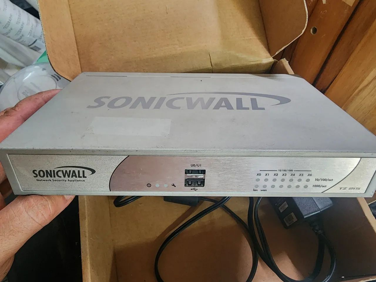 Sonicwall Modelo TZ 215 - Usado