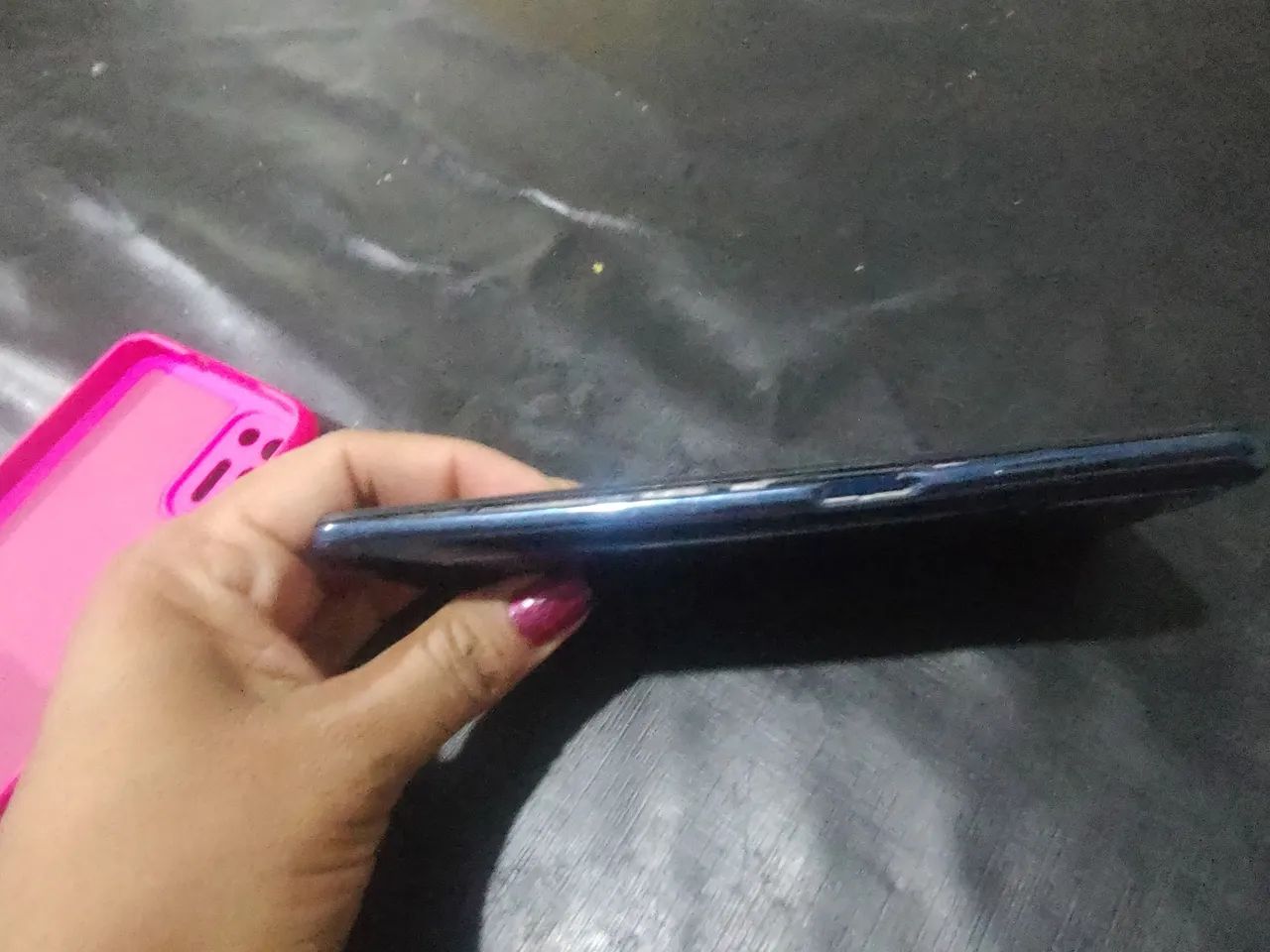 Vendo um moto g9 plus do jeito que está na foto - Foto 2