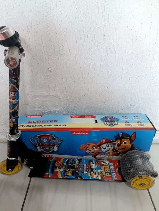 R$159.99 patinete infantil patrulha unissex cor preto com buzina novo 0km  - Foto 5