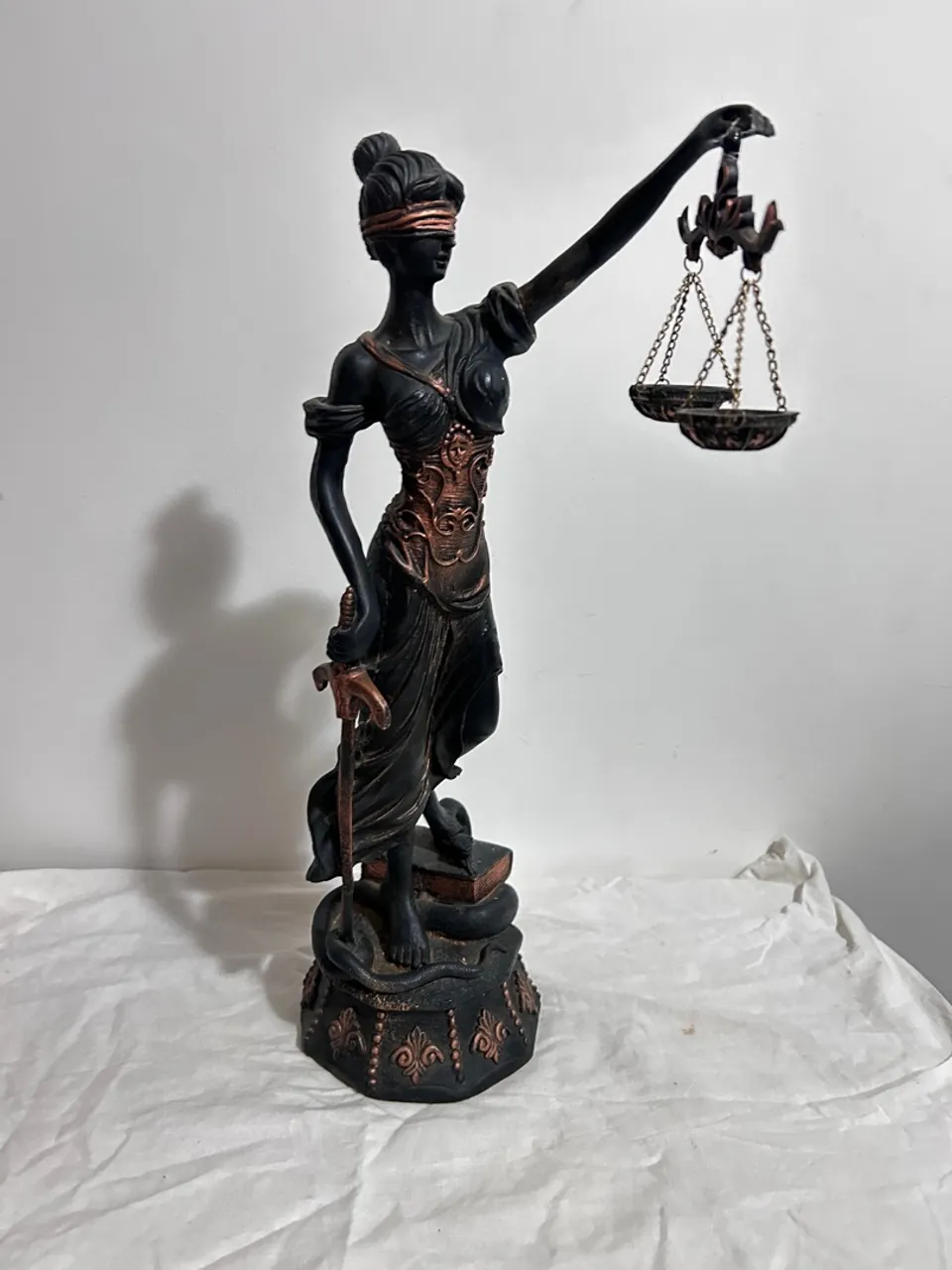 Estátua da Justiça em Resina