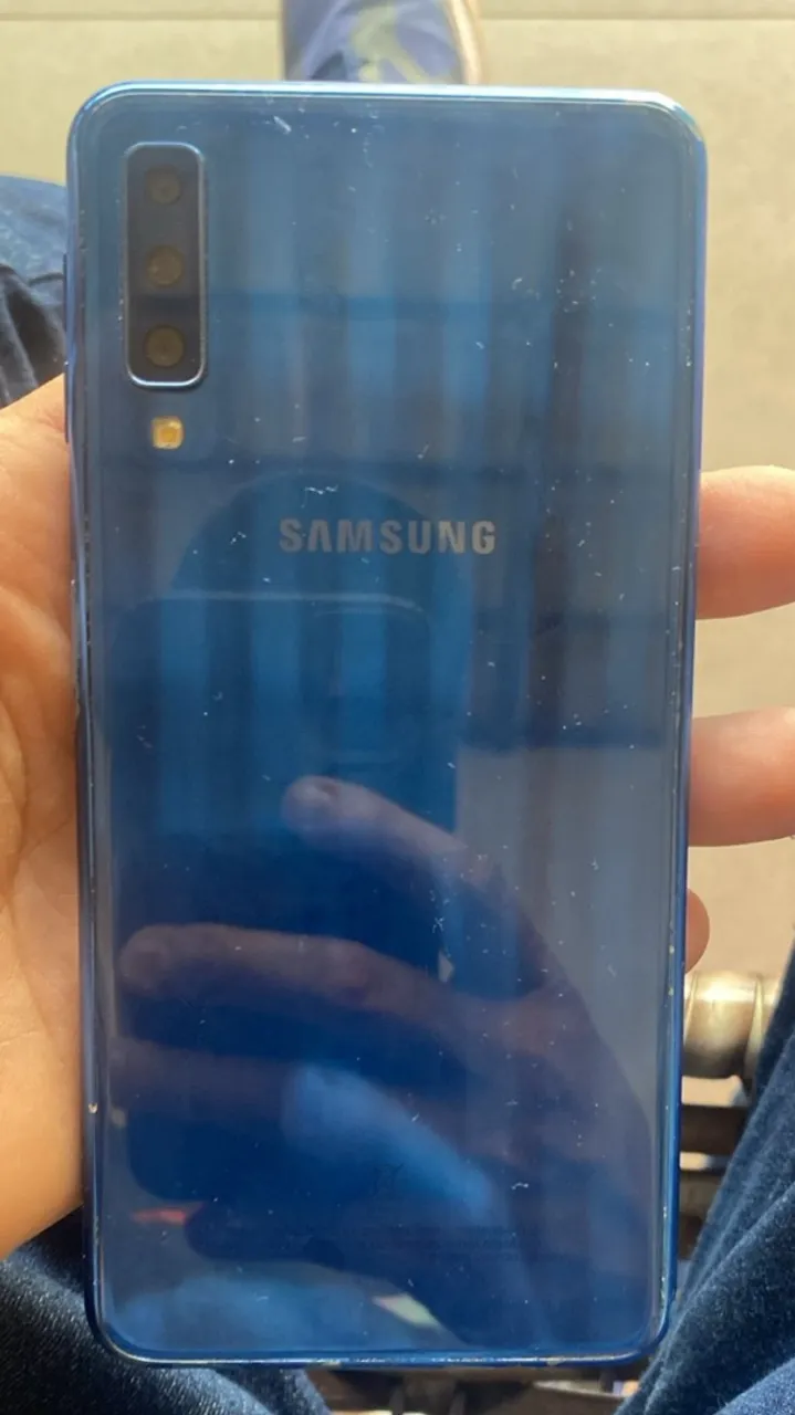 Galaxy A7 Leia o anúncio 