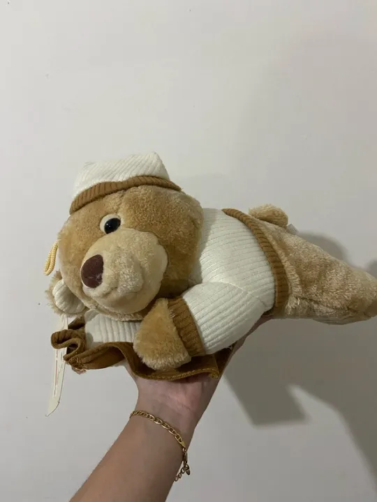 Urso de Pelúcia Marrom com Roupa