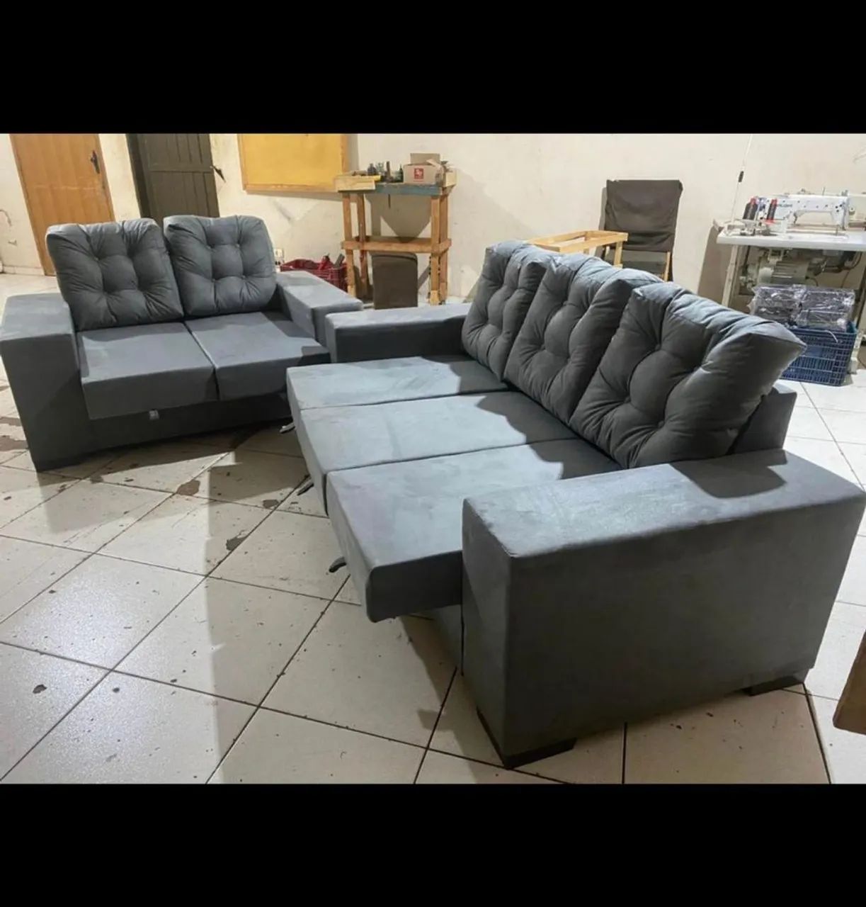SOFA JOGO DE RETRÁTIL 2/3 ASSENTOS COMPLETO NOVO - Foto 3