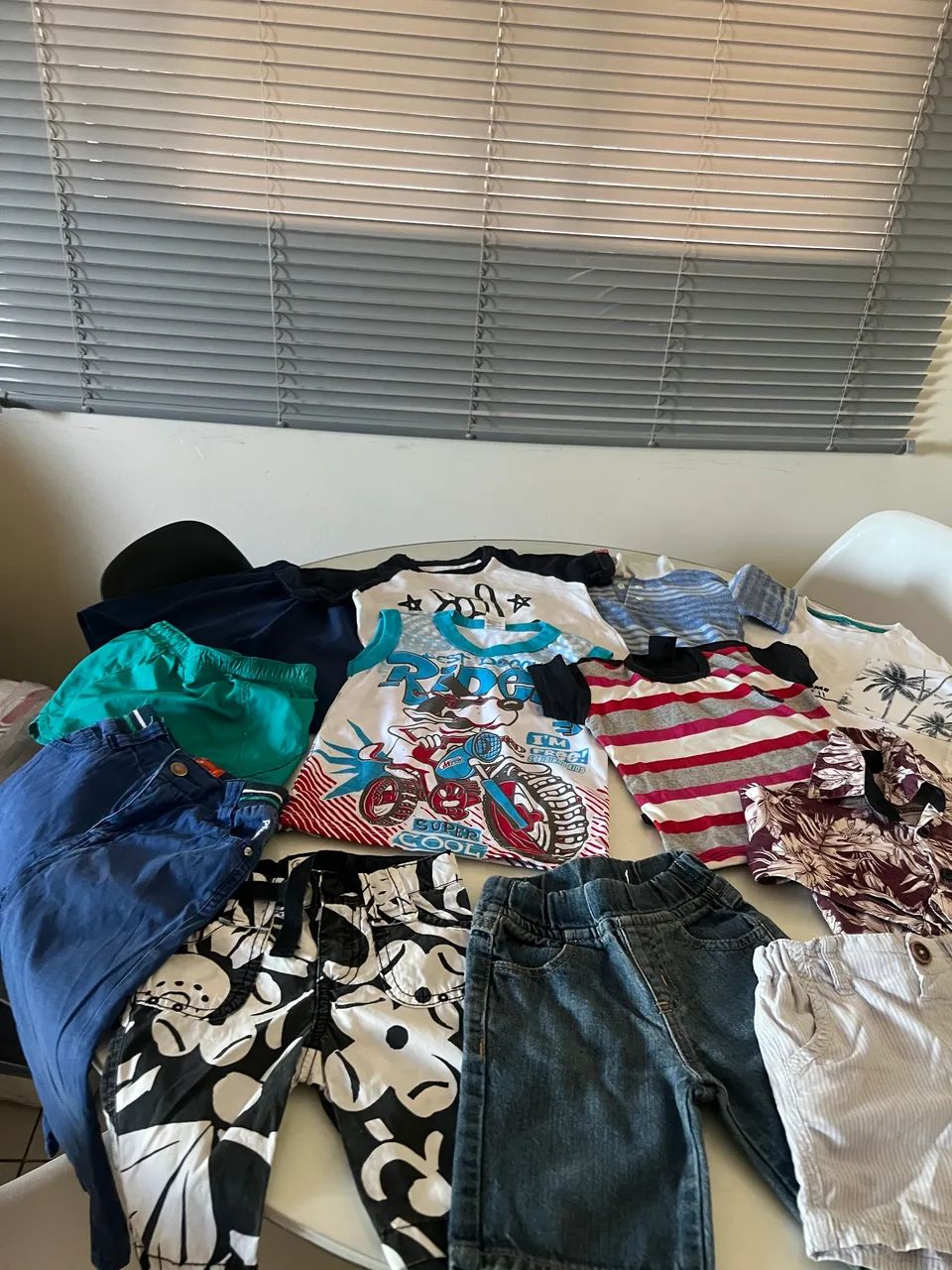 Lote roupas Theo 1/2 anos +12 itens poim Cartes etc 