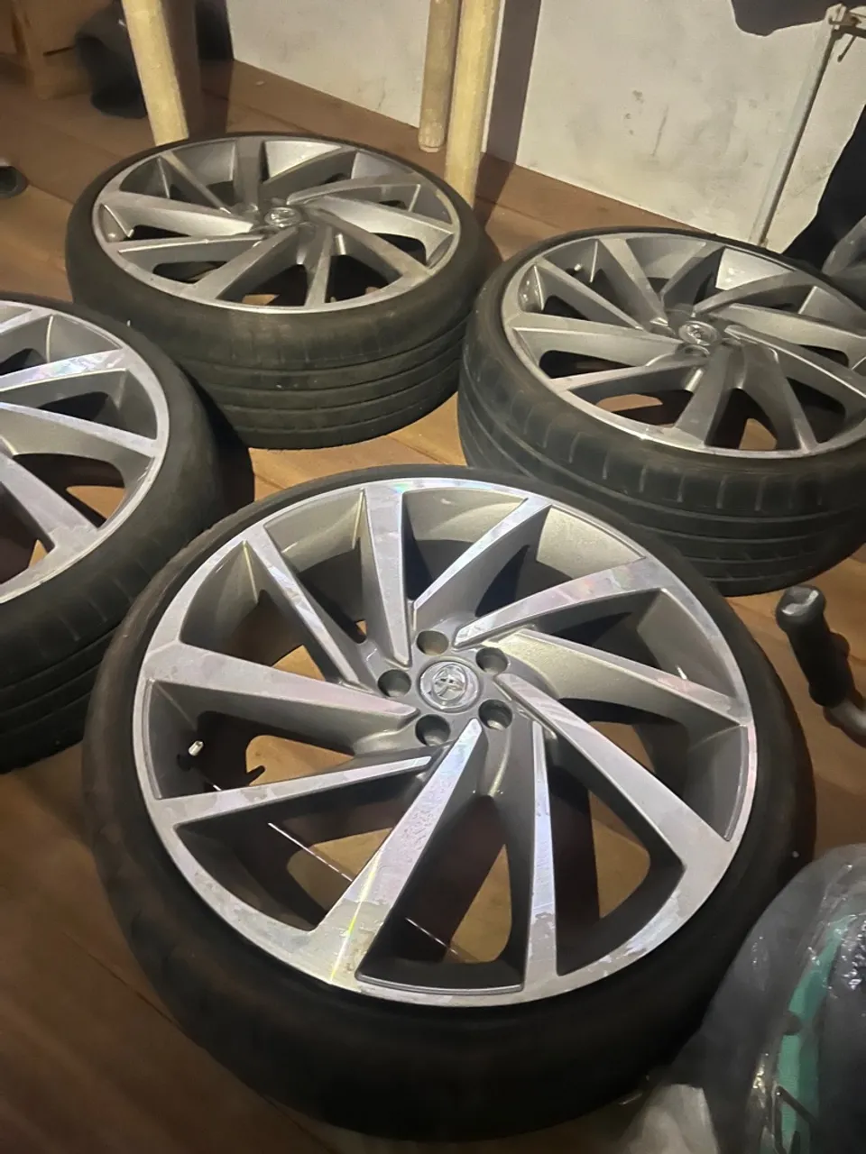 Roda de liga leve para Corolla aro 20
