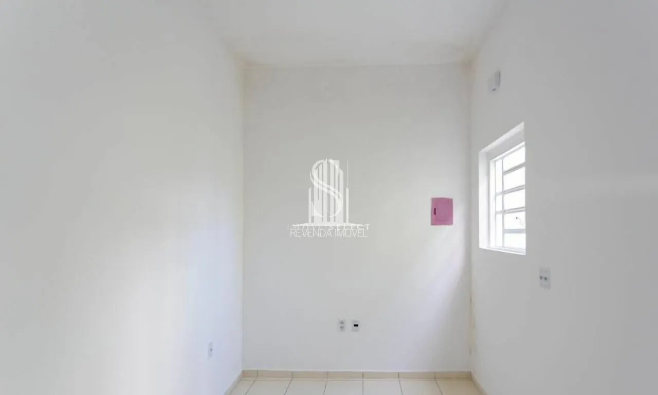 RIO PEQUENO - CASA KITNET COM 48M², 1 DORMITÓRIO, 1 BANHEIRO E 1 VAGA.