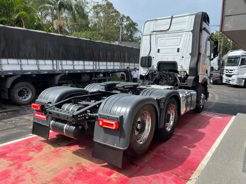 Mercedes-Benz Actros 2548 6x2 2022 Geladeira / Rodas em Alumínio - Foto 11