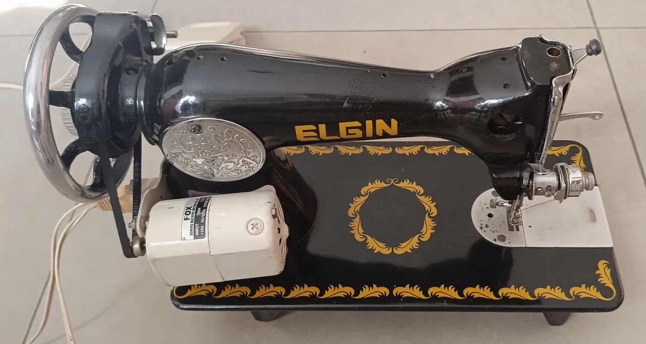 Máquina de costura Elgin64850147099010123