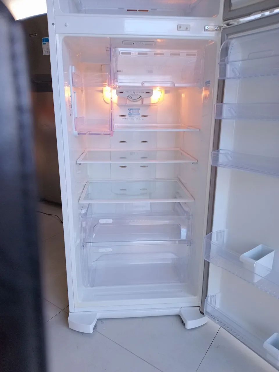 Geladeira Duplex Electrolux  frost free 500 litros  - Foto 2