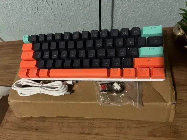Teclado Mecânico Switch Red 60% Novo-Envio Para Todo Brasil - Foto 4