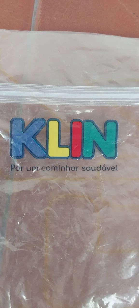 Sapatilha Klin com design de coração - Foto 4