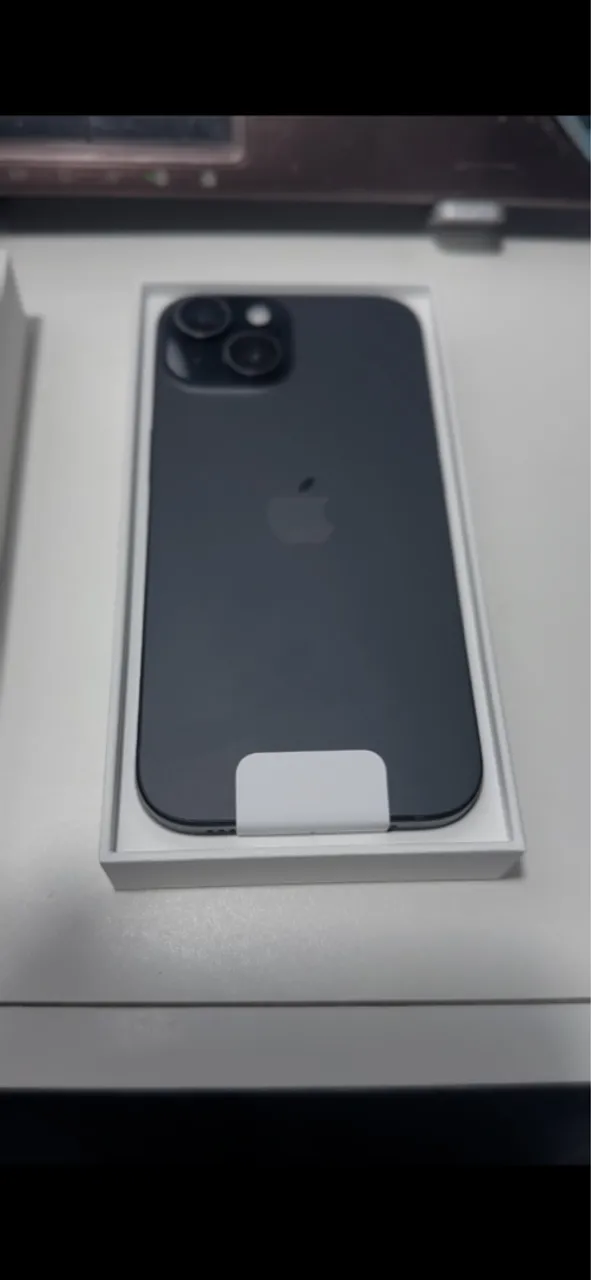 iPhone na caixa - Novo! 256 GB - Preto