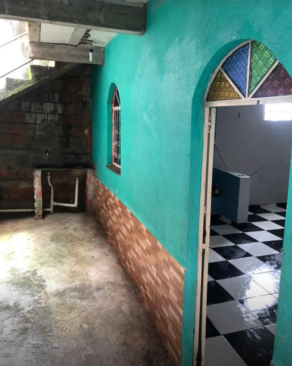 Vendo ou troco casa no valor de 110.000
