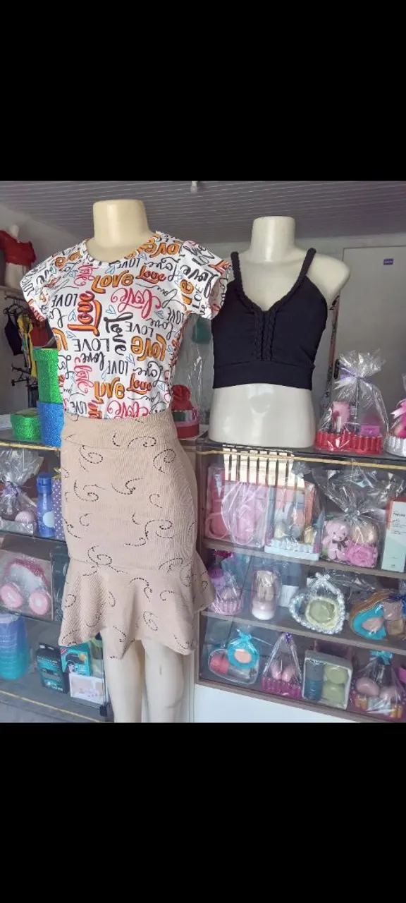 Vendo roupas novas