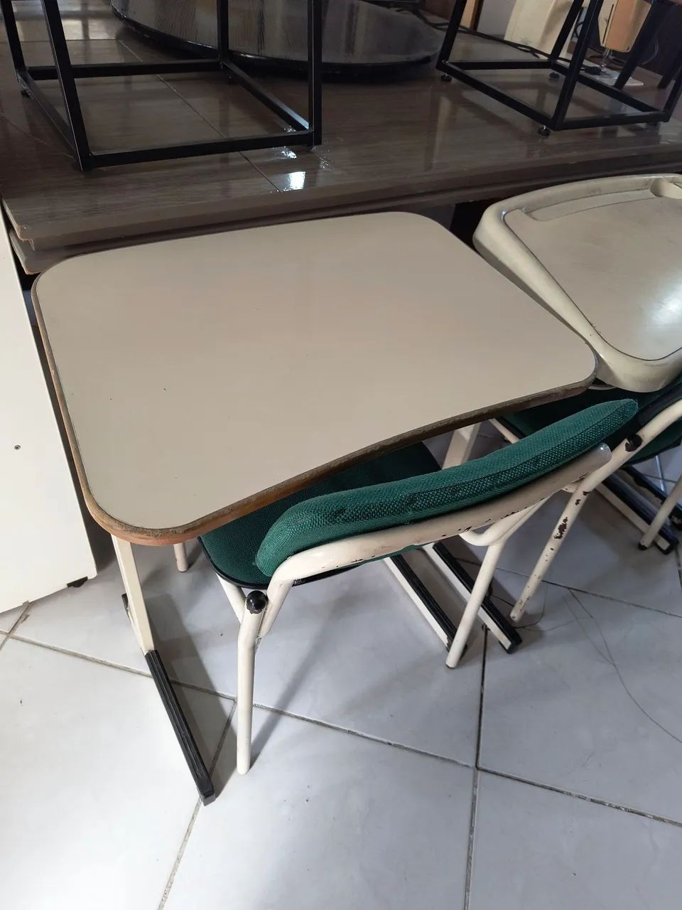Escrivaninha Compacta - 75cm Altura - Foto 4