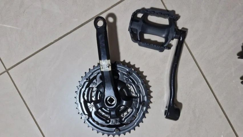L250) Pedivela  e Cubo de Bicicleta, Várias Peças - Foto 4