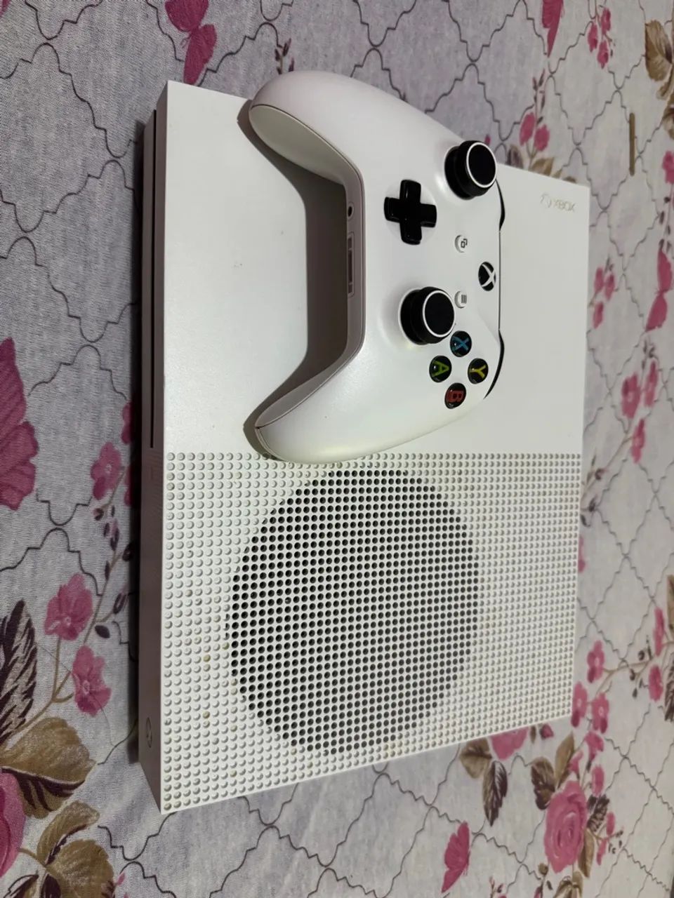 Vendo Xbox one s. Não aceito troca. - Foto 3