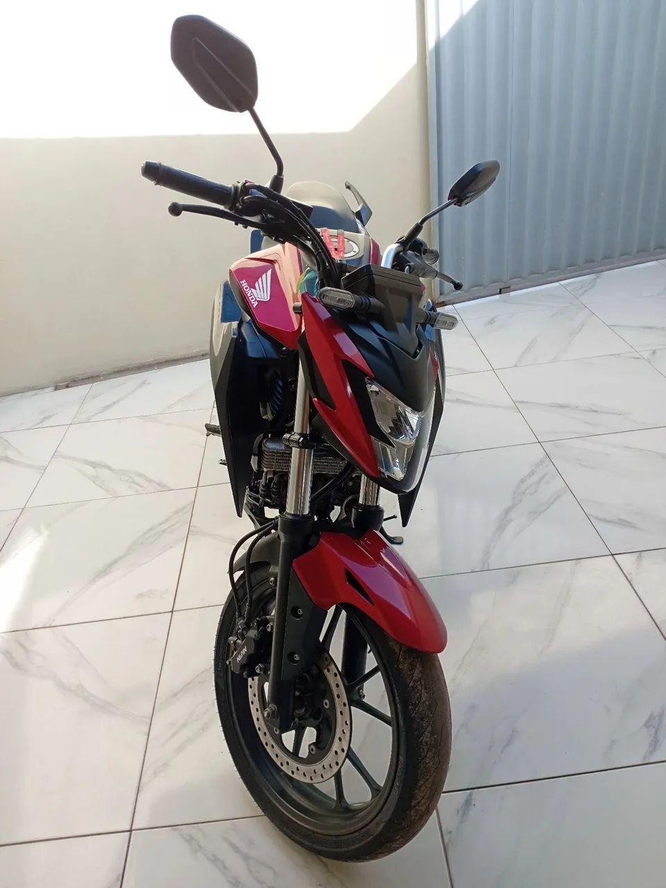 CB 300f / 2025 - Foto 2