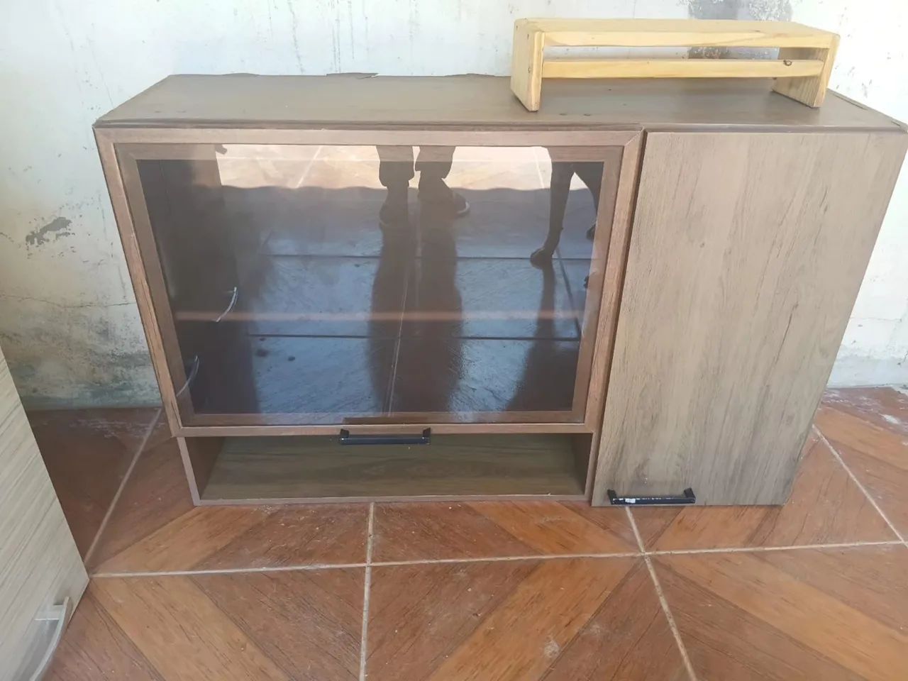 Vende-se um armário de cozinha 