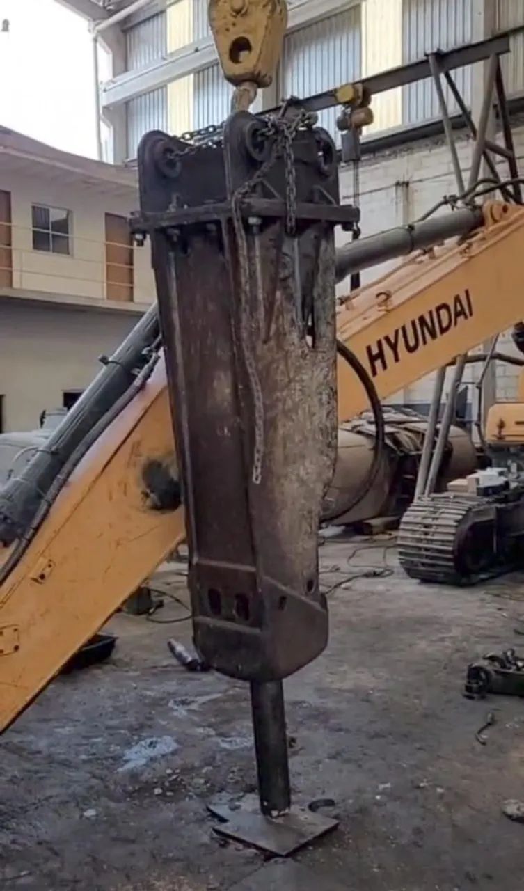 Rompedor hidráulico Daemo  - Foto 3