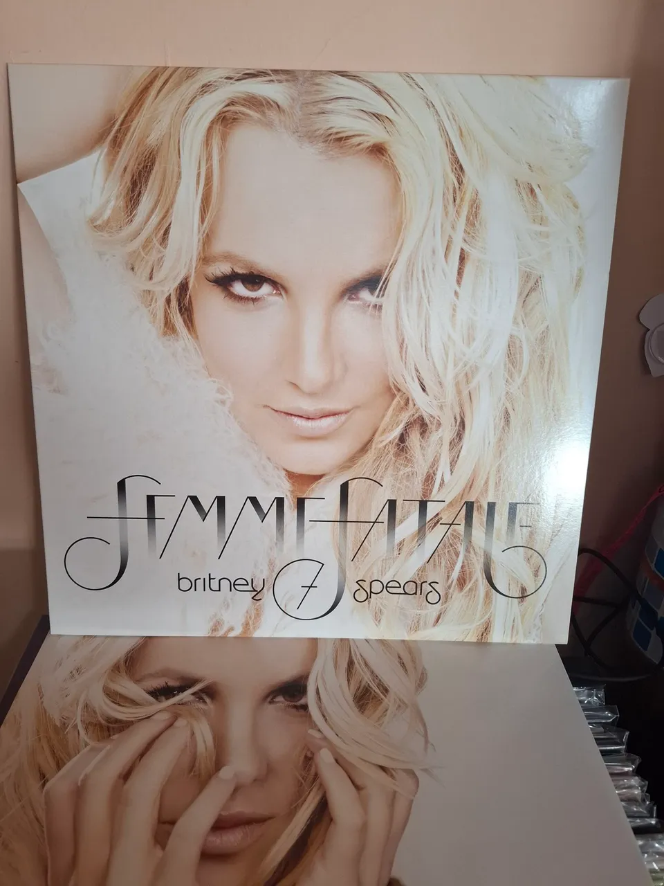 Britney Spears - The Singles Collection Edição de Colecionador