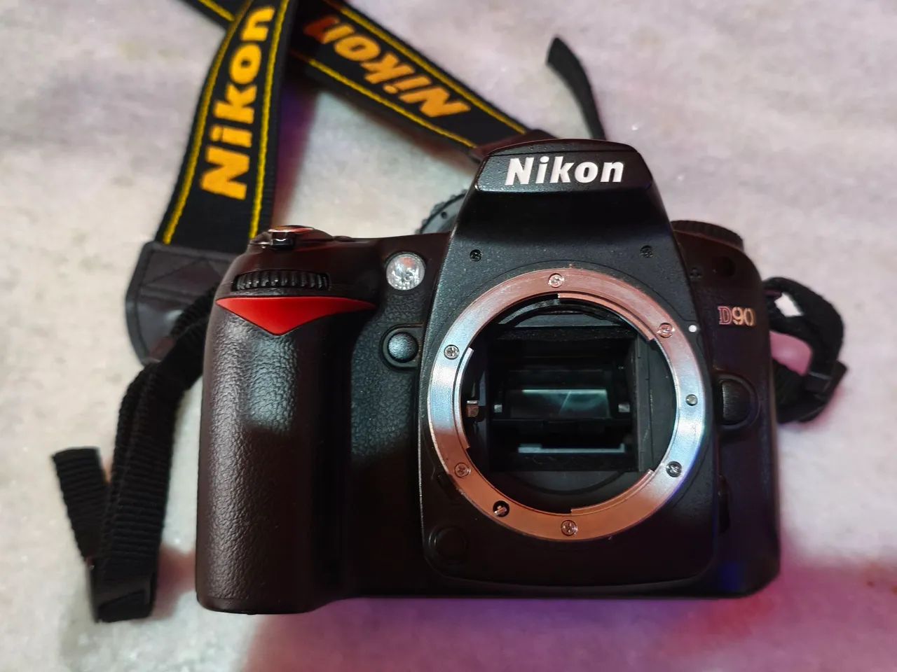 Camera Nikon D90 - com espelho travado. - Foto 4