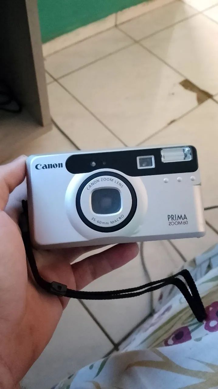Câmera Canon Prima Zoom60 