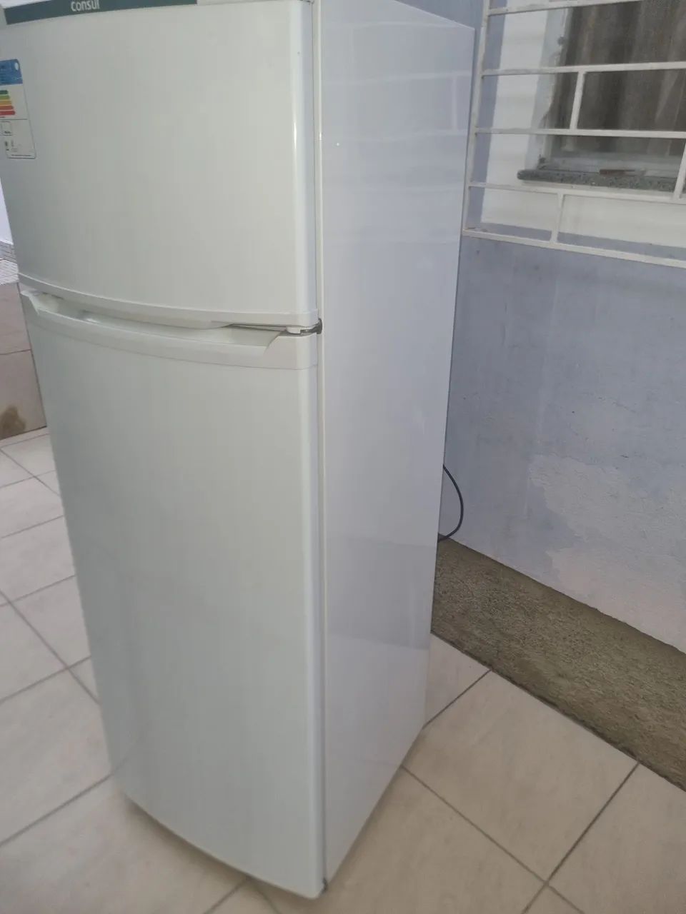 Vendo geladeira consul 