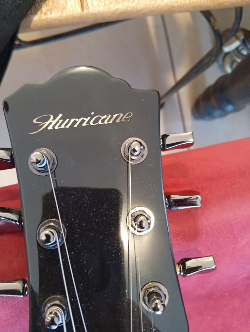 Guitarra hurricane perfeito estado  - Foto 5