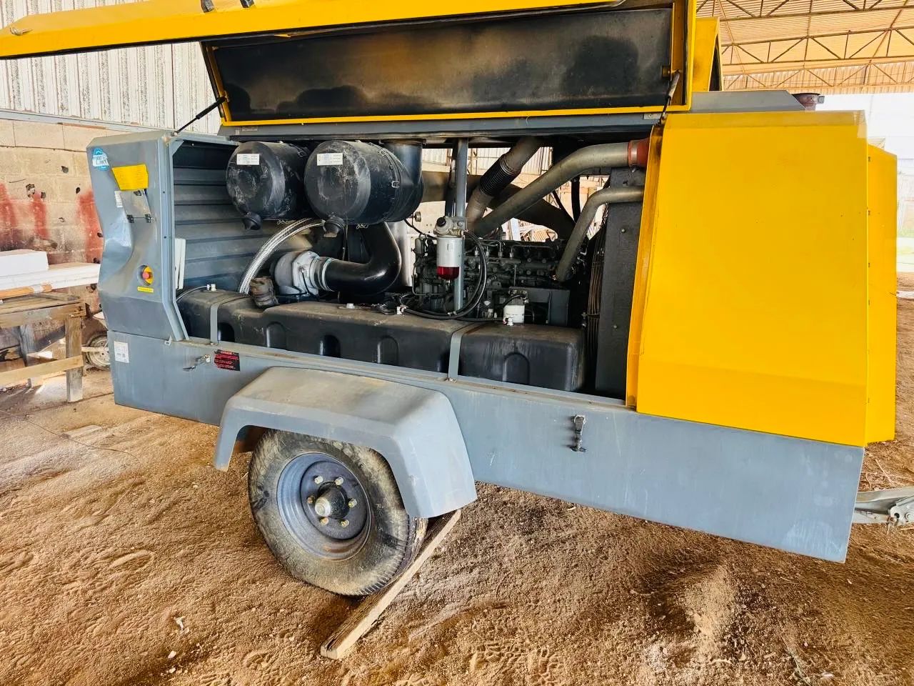 Compressor Atlas XATS 910, 910x10.3 bar, ano 2023 - Foto 3