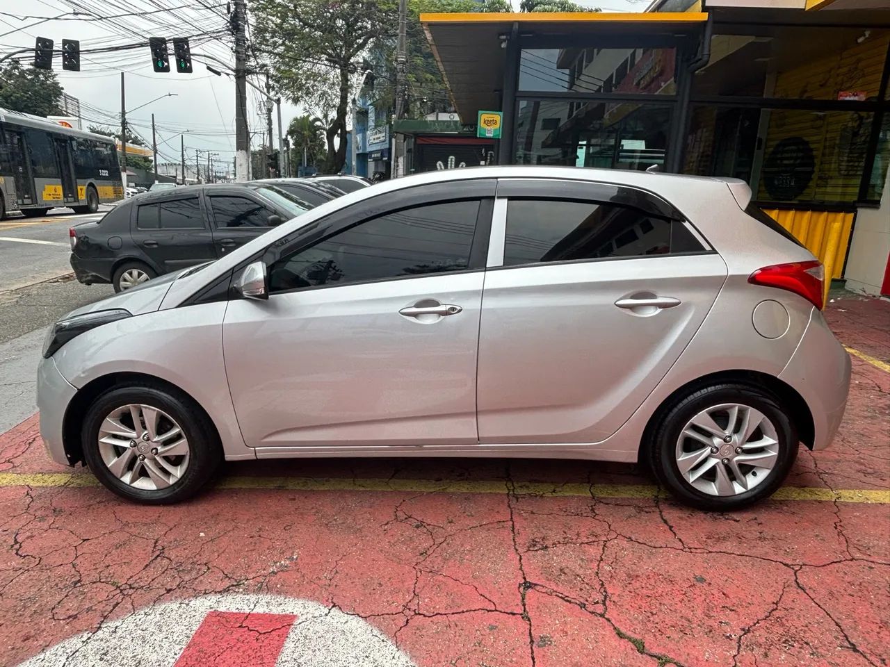 Hyundai HB20 Comf./C.Plus/C.Style 1.0 Flex 12V, foto 9 de 11