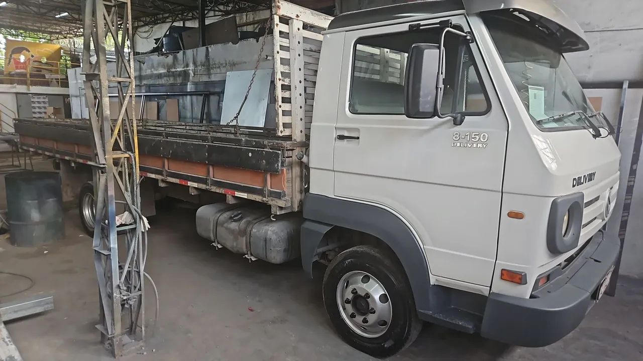 Caminhão VW 8-150