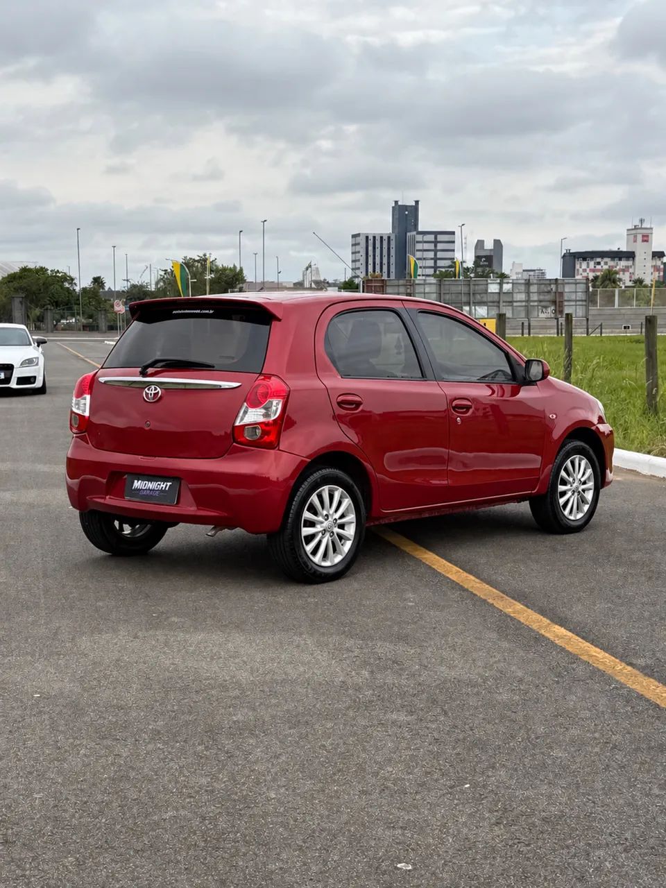 Toyota Etios XLS 1.5 Flex 16V 5P Mec. 2013 - Foto 3