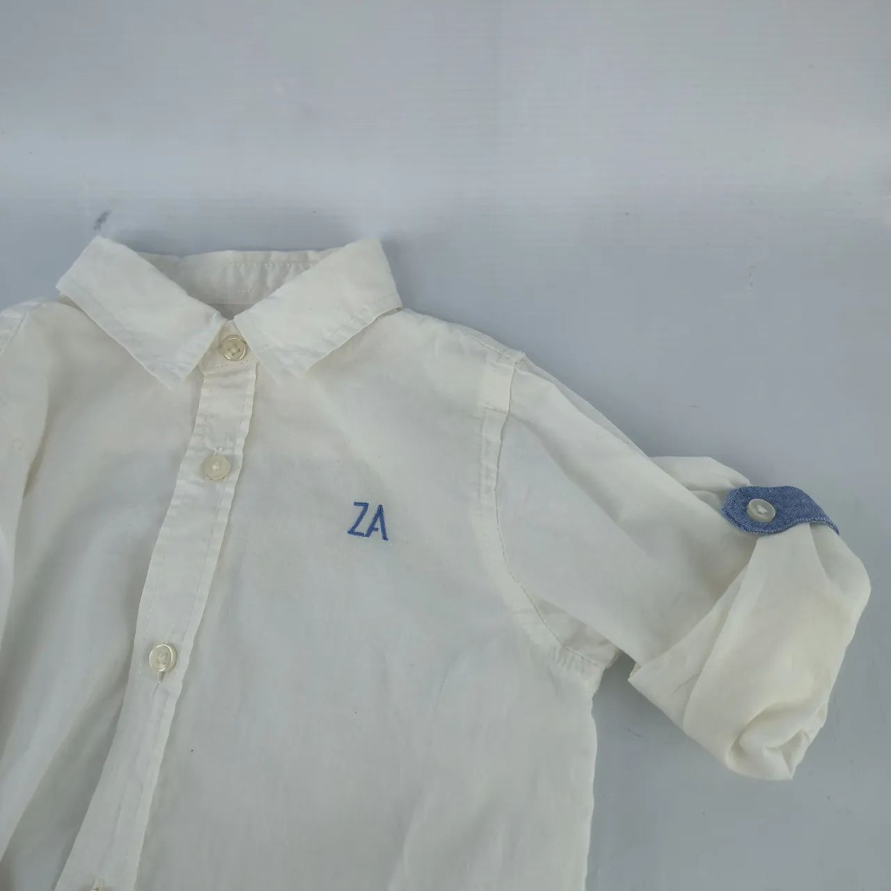 Camisa infantil Zara menino 2 anos branca manga longa  - Foto 3