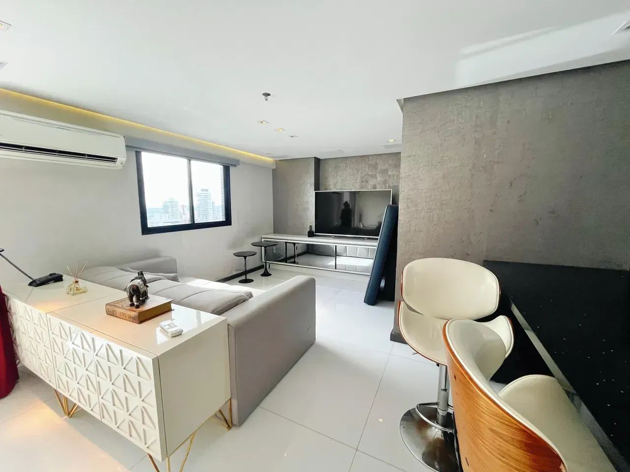 EF - VENDO  APARTAMENTO NO EDIFICIO MERCURE BOULEVARD - 1 SUITE - DUPLEX - MOBILIADO - UMA - Foto 3